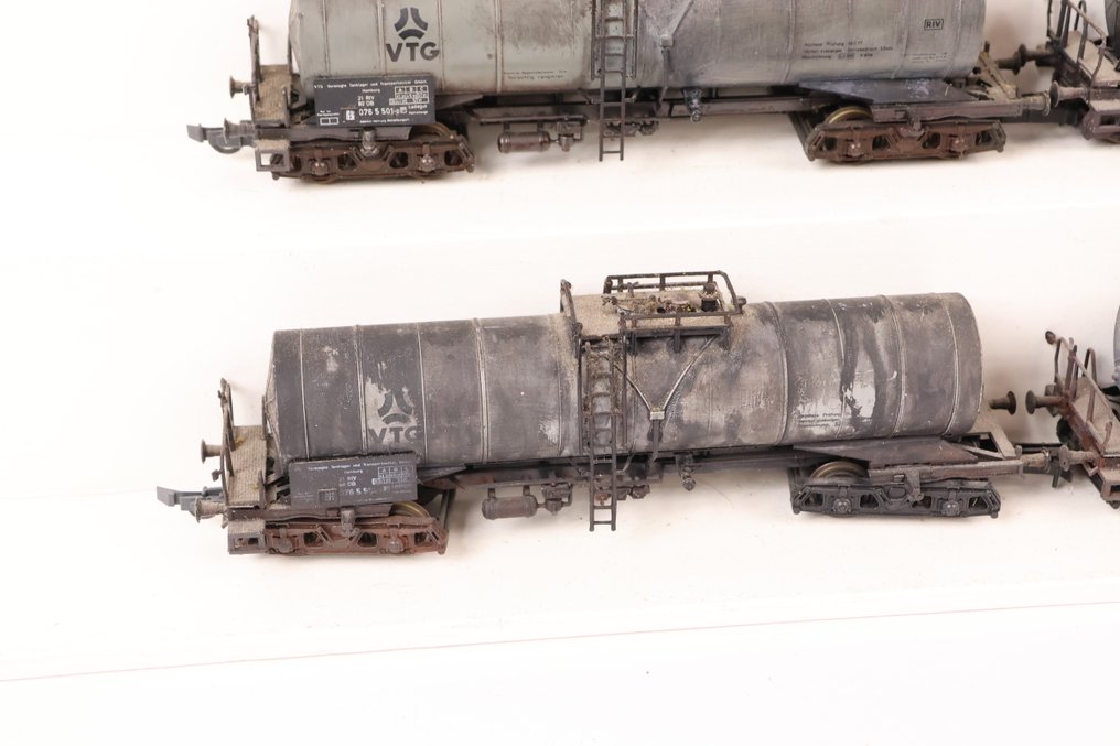 Roco H0 - Model wagonu towarowego (8) - Osiem sprawnie załadowanych wagonów z kotłami. - DB #1.0