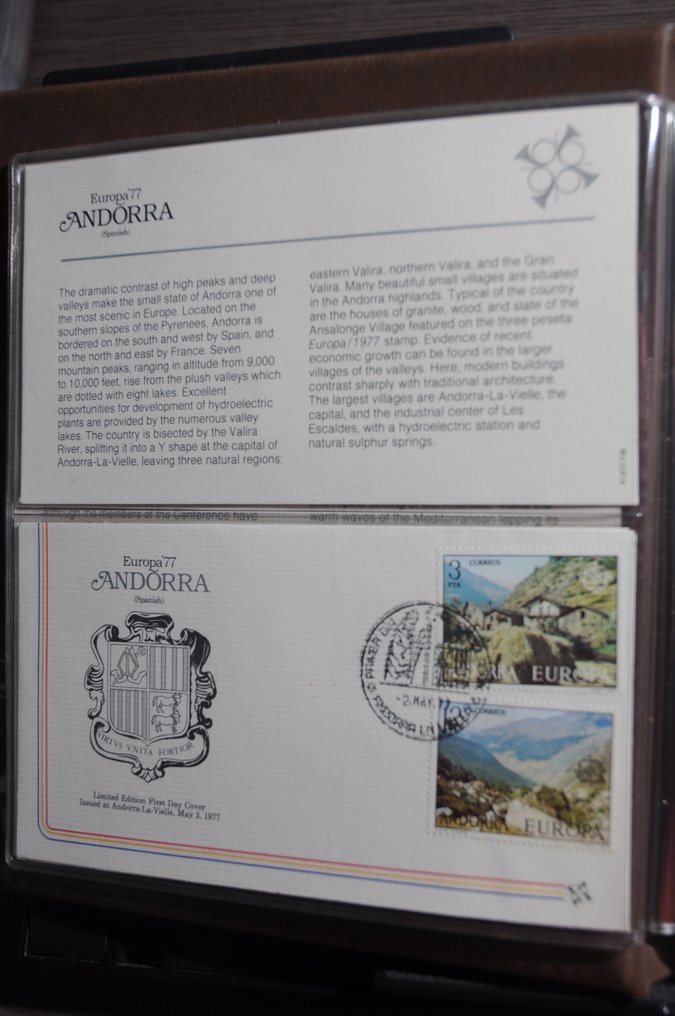 World - Collections of special covers and unique envelopes in various albums (202 photos). #3.2