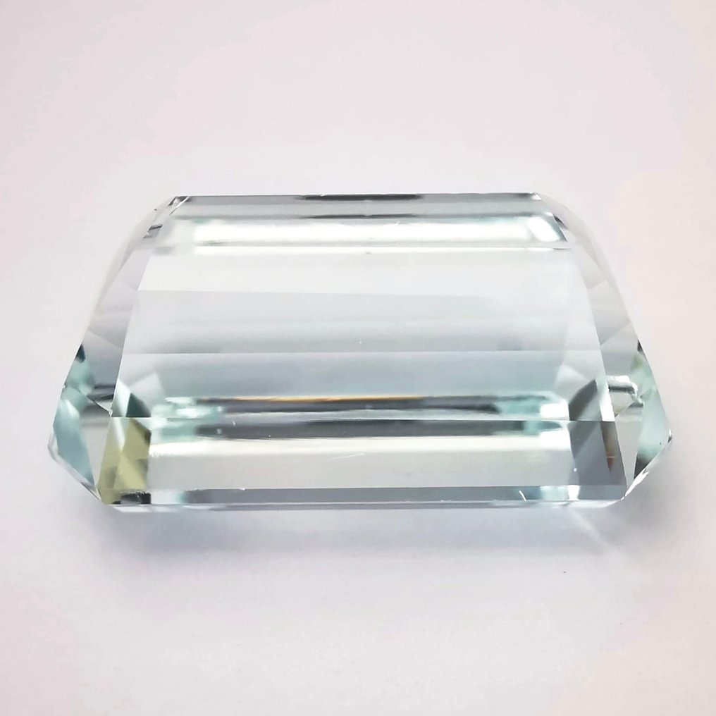 No reserve price Aquamarine  - 25.85 ct - Antwerp Laboratory for Gemstone Testing (ALGT) - Eye Clean, Faint Blue #3.2