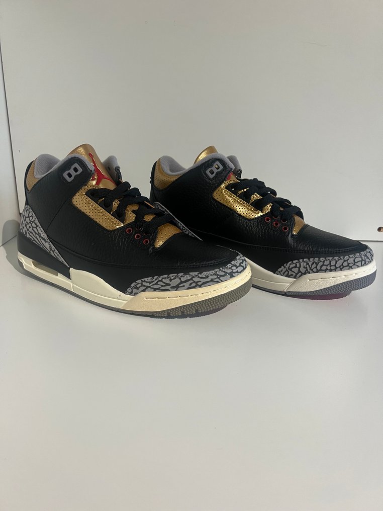 Nike - Air Jordan 3 Retro - 运动鞋 - 尺寸: EU 41 - 带标签的新品 #1.0