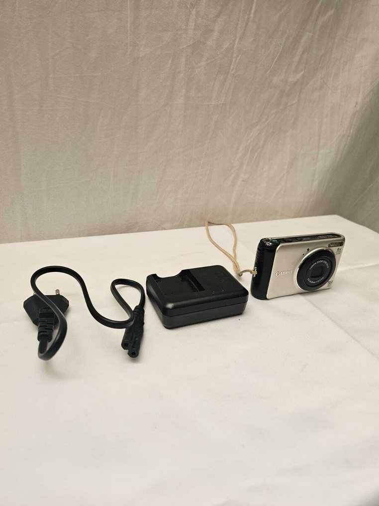Canon PowerShot A3000IS Digitale camera #1.0
