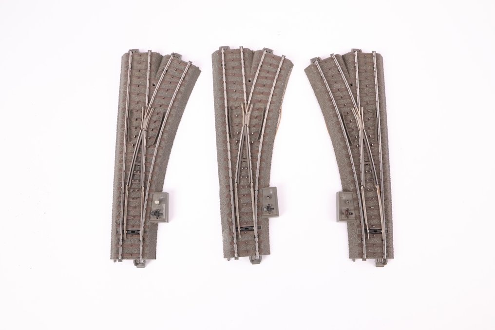 Märklin H0 - 24611/24612/74490/74460 - 模型火車軌道 (3) - 三個數字C-Rails道岔 #4.3