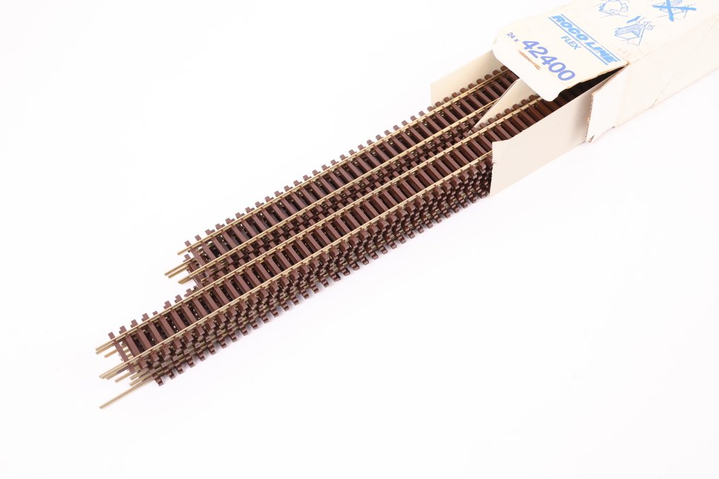 Roco H0 - 42400 - Model train tracks (15) - 15 flexible rails, 920 mm #1.0