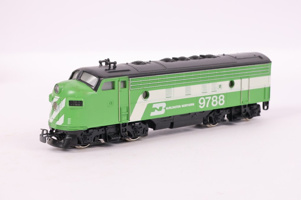 Märklin H0轨 - 4181 - 柴油内燃机车 (1) - F7 B-unit 无驱动 - Burlington Northern #1.0