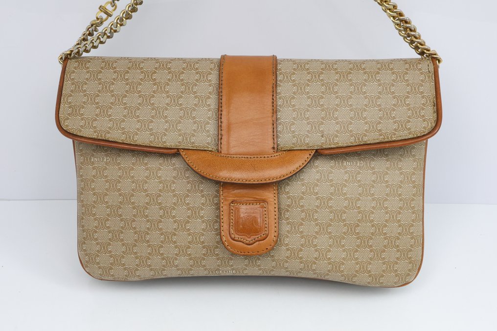 Céline - Shoulder bag #2.1