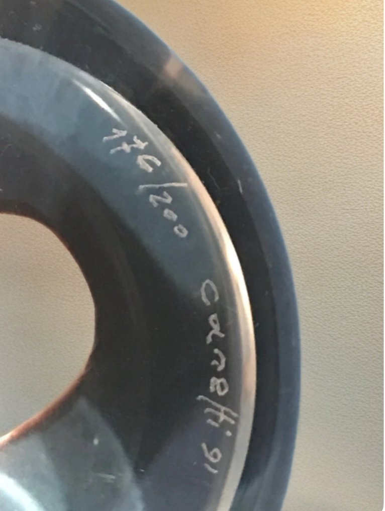 canetti - Nicolai Canetti - Βάρος χαρτιού - Γυαλί, Σμάλτο, Βάρος χαρτιού του 1991 υπογεγραμμένο από τον σύγχρονο σχεδιαστή Canetti Nicolai (Νέα Υόρκη) σε γυαλί #4.3