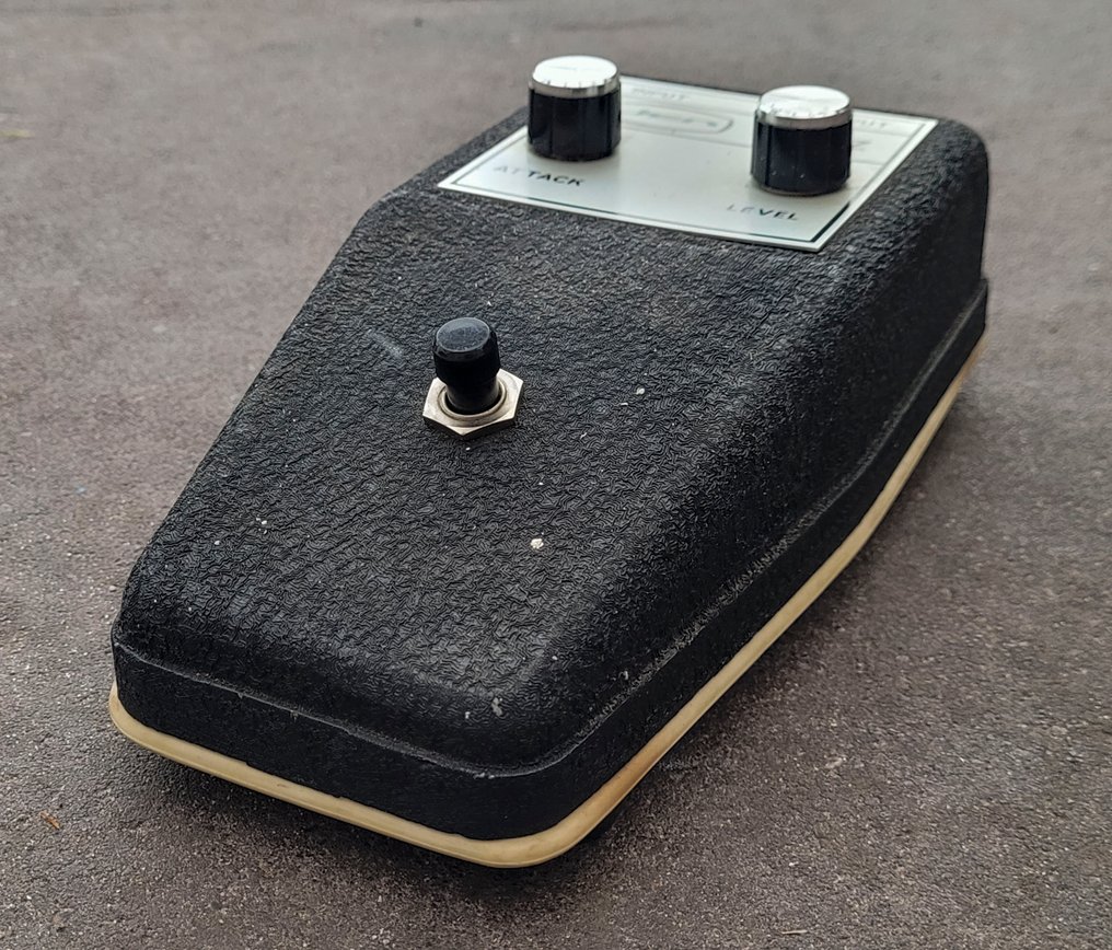 JEN FUZZ - Effect pedal - Italy - 1970 #1.0