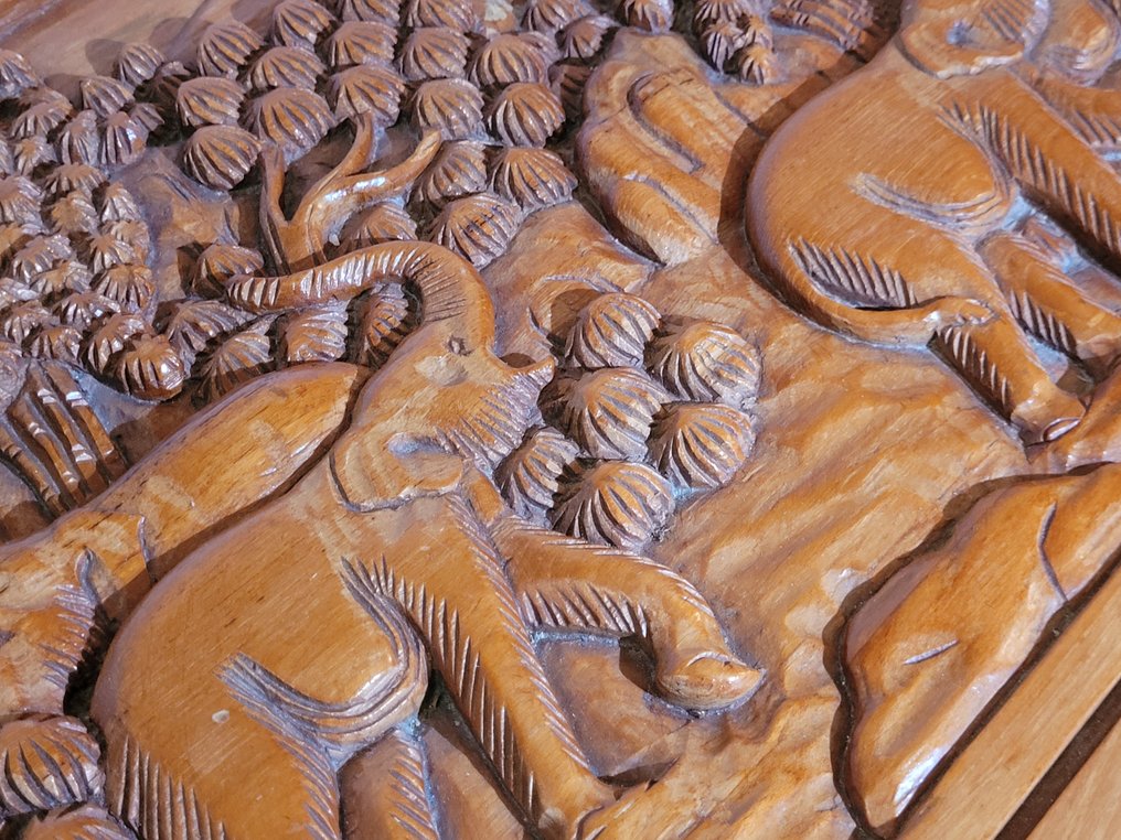 Orientalische Truhe – Reich geschnitzte Kampferholztruhe – Handarbeit - 櫃子 - 坎普弗霍尔茨 #4.3