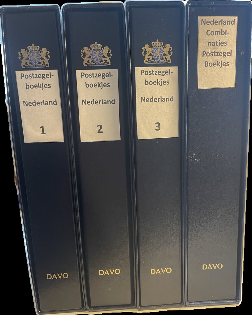 Netherlands 1964/2006 - Extensive collection of stamp booklets and combinations in 4 Davo albums. #1.0