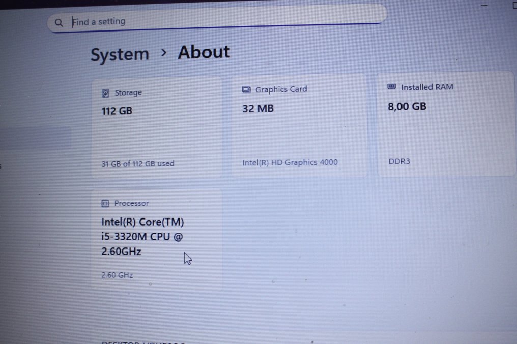 Powerful vintage notebook: Lenovo ThinkPad T530 - Intel Core i5 2.3Ghz, 8GB RAM, 120GB SSD, Windows 11 - Laptop #3.2