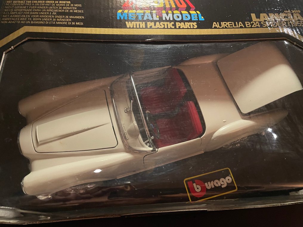 Bburago 1:18 - Modelbil - Lancia Aurelia B24 Spider (1955) #2.1