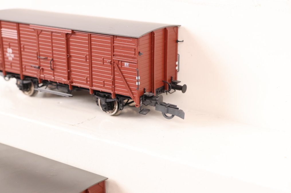 Brawa H0 - Model train freight carriage (3) - Three closed freight cars of type G10. - DB #4.3
