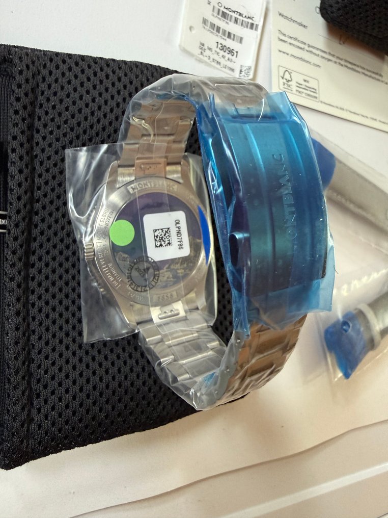 Montblanc - 1858 Geosphere 0 Oxygen South Pole Exploration Limited Edition - 1990 pieces - 130961 - Men - 2023 #3.2