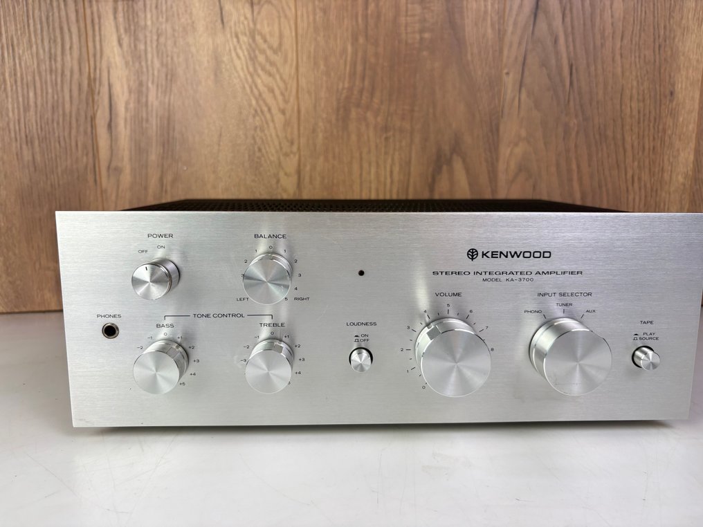 Kenwood - KA-3700 Solid state amplifier #2.1