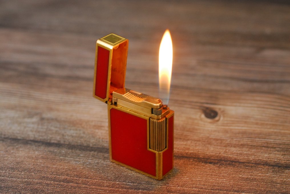 S.T. Dupont - Ligne Line 1 BR Short Gas Lighter - Accendino tascabile - Smaltato cinese (rosso) placcato in oro #1.0