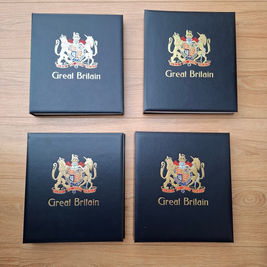 Μεγάλη Βρετανία 1988/2018 - Αξεσουάρ UK· Ολοκληρωμένα φύλλα προτύπων σε 4 πολυτελείς δακτυλίους Davo. Σχεδόν καινούργια (χωρίς #1.0