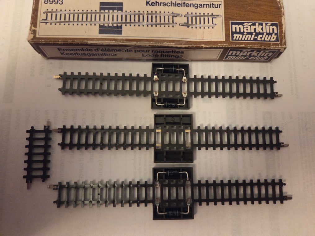 Märklin Z轨 - 8507 x 9  -  8521 x 10  -  8590  -  8993  -  8599 x 2  -  8598 - 模型火车车轨 (27) - 命令轨道、补偿、翻转、曲线 - DB #3.2