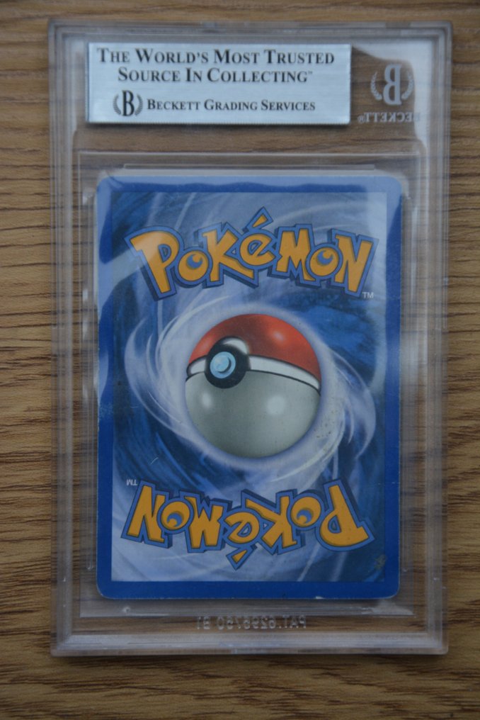 Pokémon - 1 Graded card - Jolteon H12 - Beckett 2.5 - Various sets #4.3