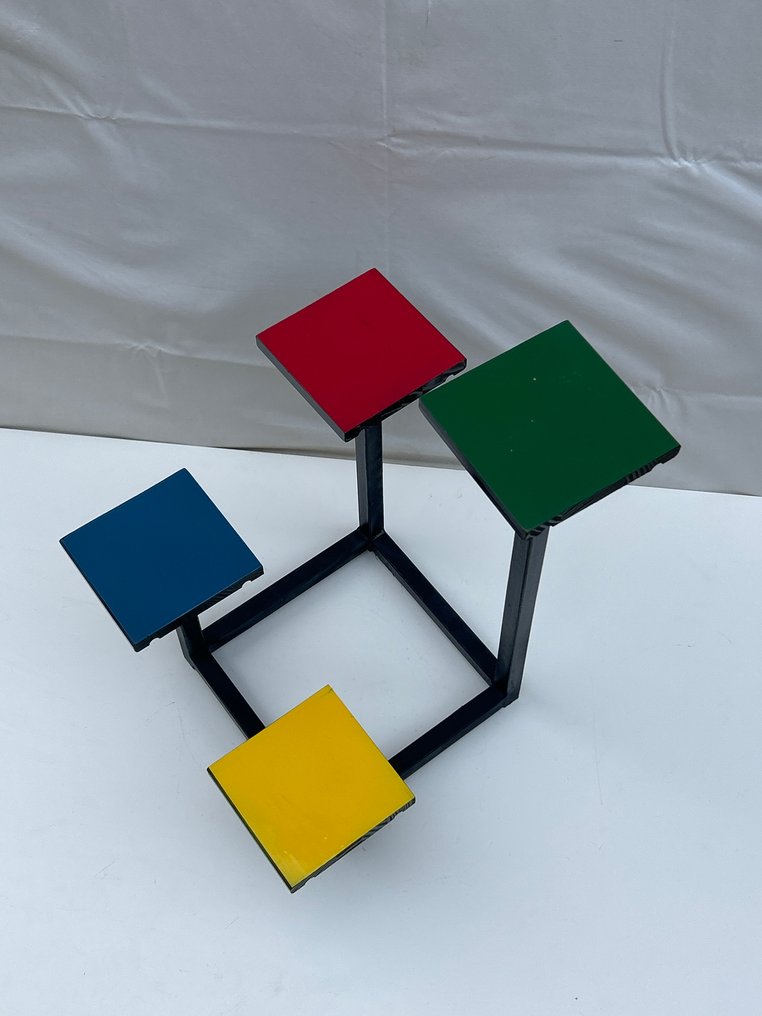 Βάση φυτών - Μέταλλο, Ξύλο #2.1