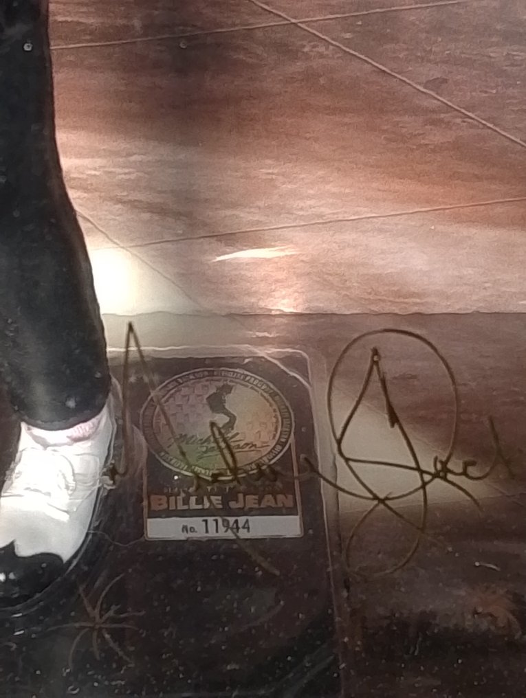 主題系列 - 迈克尔·杰克逊《Billie Jean & Thriller》可动人偶套装（3件）——万代 / Bravado，c。 - Bravado #4.3