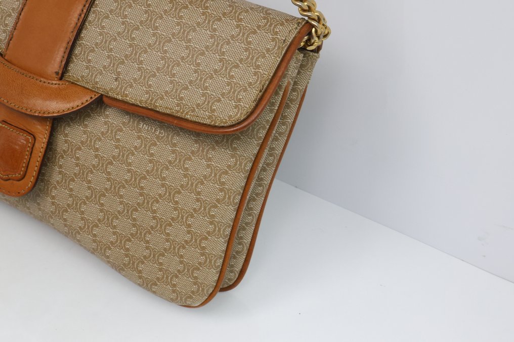 Céline - Shoulder bag #3.2