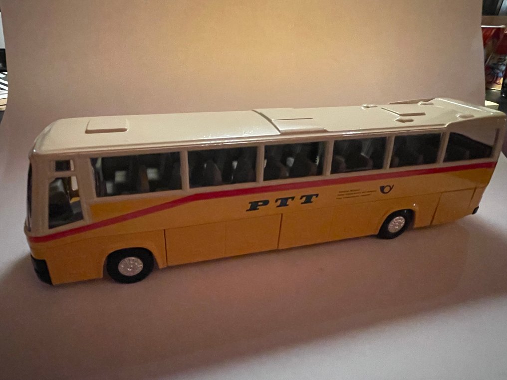 1:50 - Modellbus - PTT bus schaal 1:50 #3.2