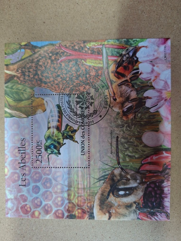 Comore 2009/2011 - 41 foglietti delle Unioni delle Comore da obliterare, nuovi - Michel + Yves et tellier #4.3