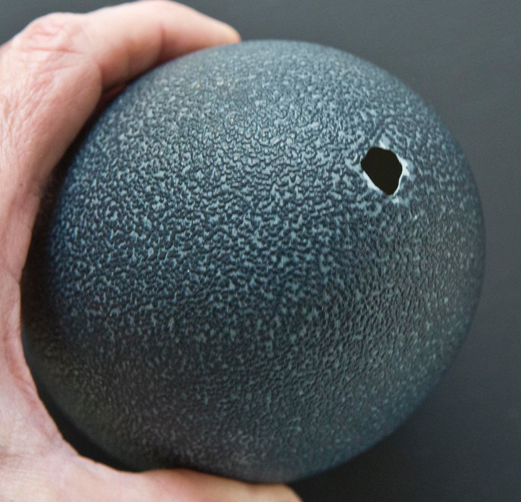 Emu Egg - Dromaius novaehollandiae - 15 cm - 0 cm - 0 cm- Non-CITES species -  (2) #4.3