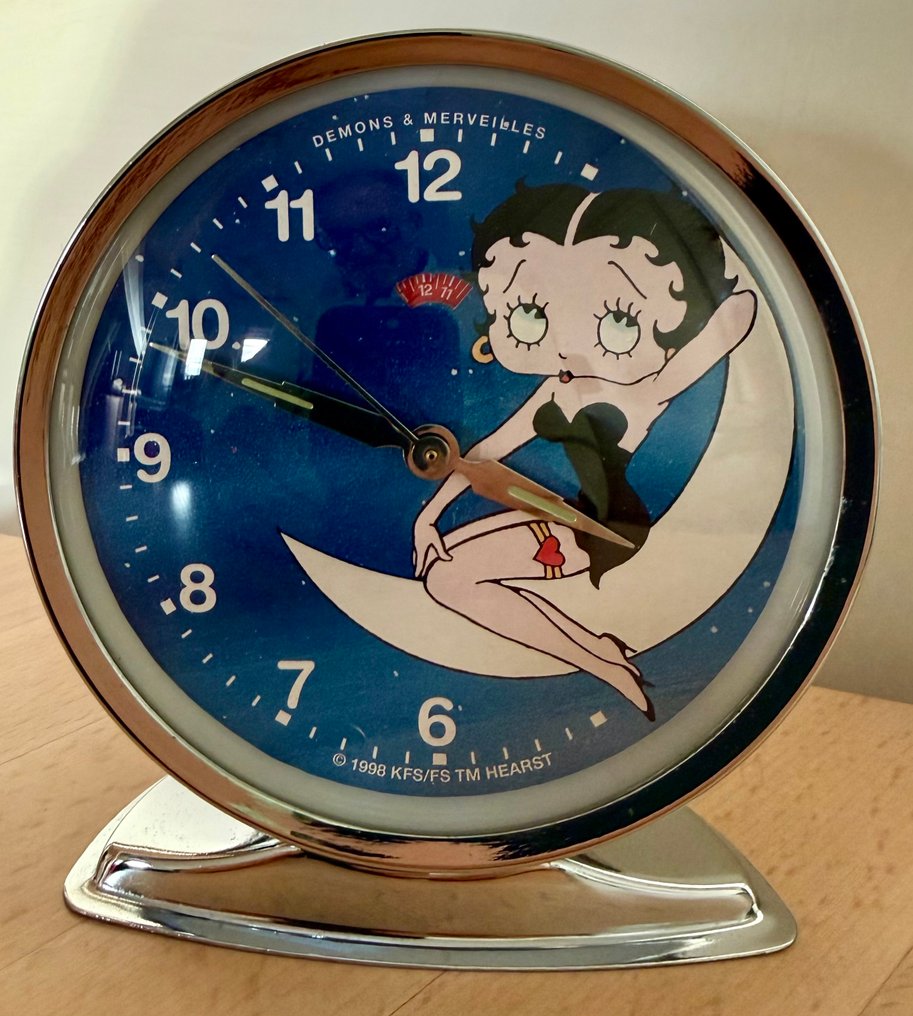 Custom:Hollywood Blvd - 1 Watch - 1997 #1.0