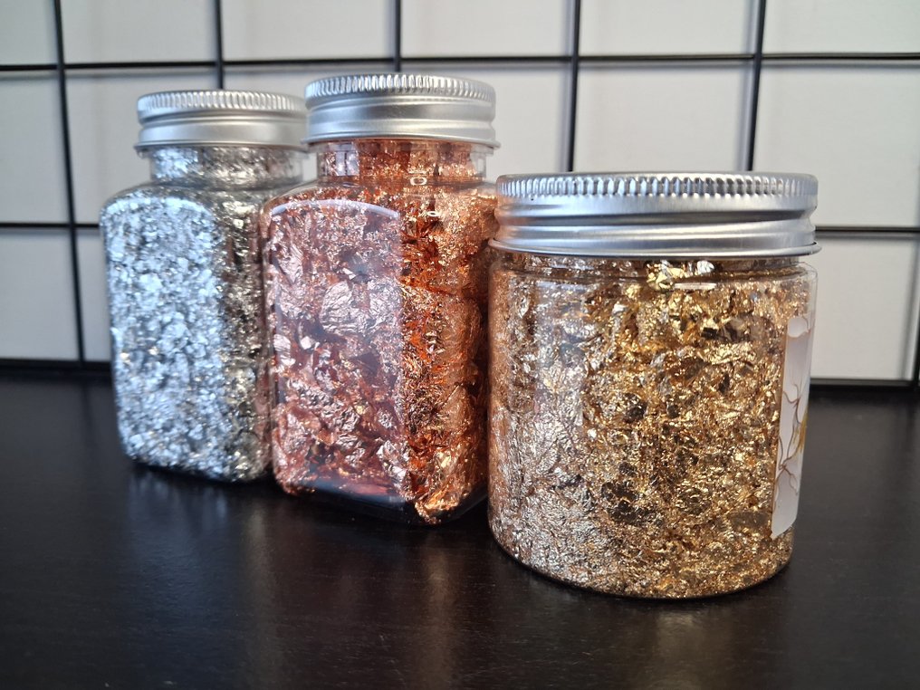 Guldblad i en 10 g box. - Höjd: 0 cm - Bredd: 0 cm- 10 g - (3) #3.2