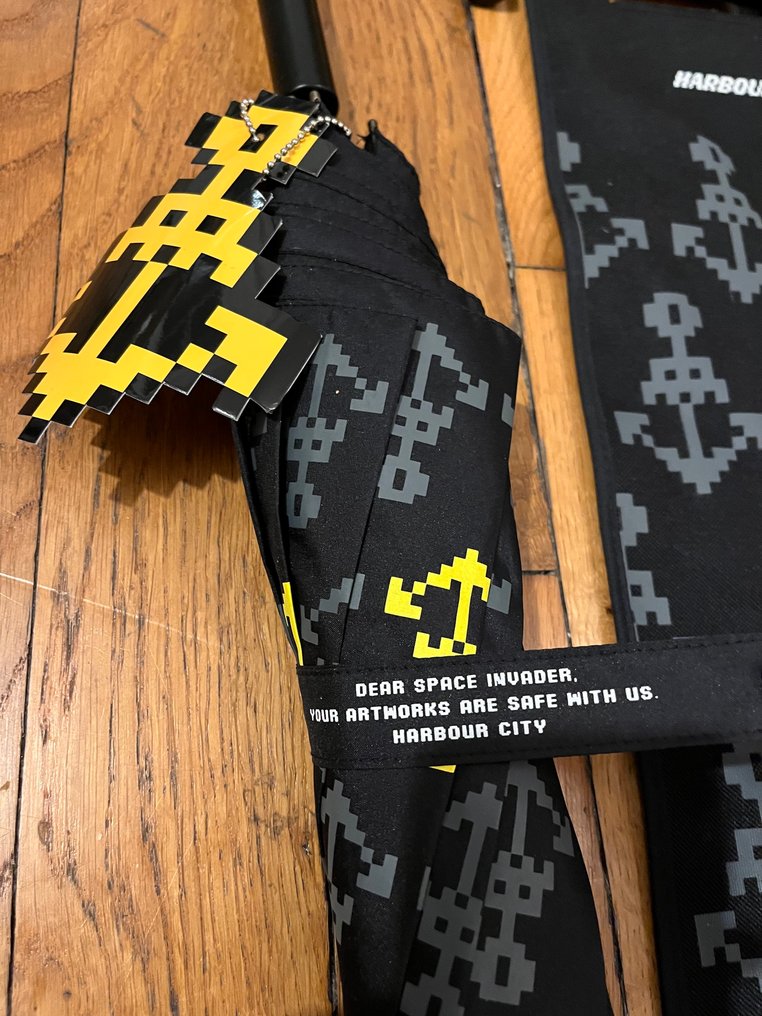 Invader (1969) - Harbour City x Invader Umbrella 17 #4.3