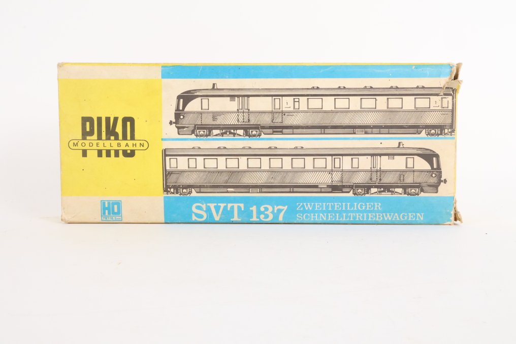 Piko H0 - 火車單元 (1) - SVT 137 '飞行汉堡包' - DB #1.0