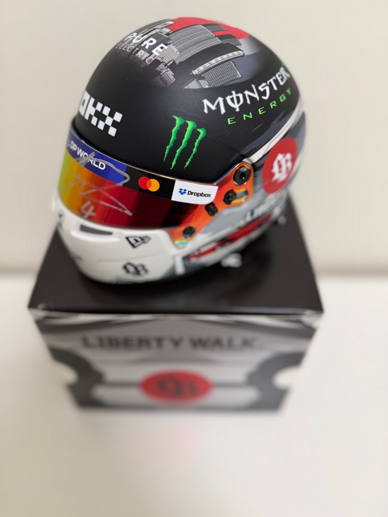 迈凯轮 - Japan GP - Lando Norris - 2024 - 比例 1/2 头盔  #2.1