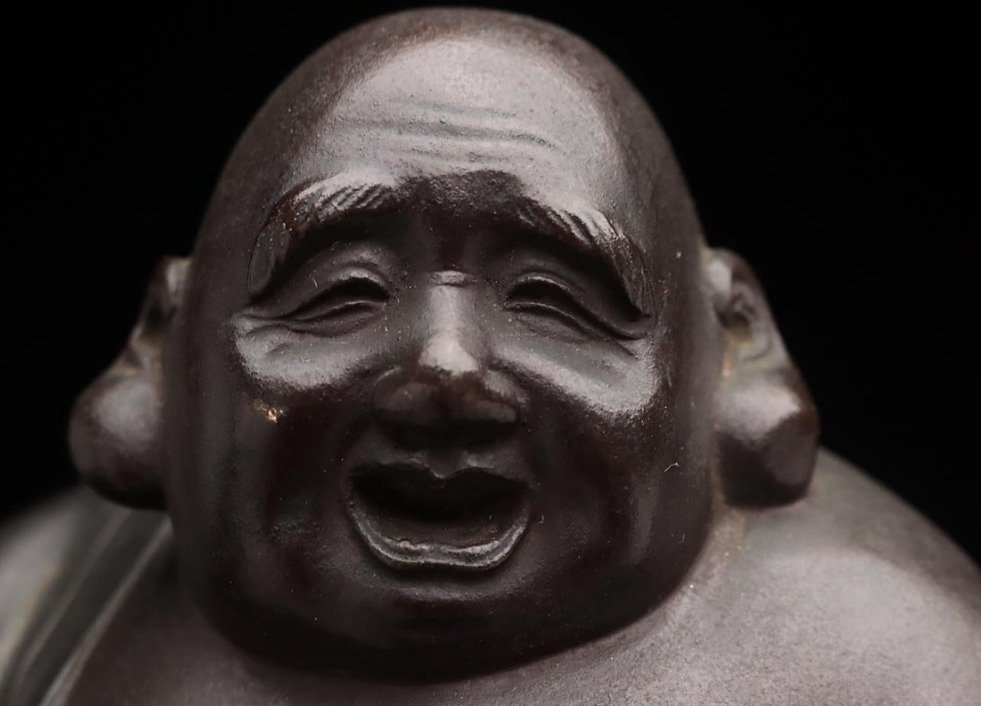 Refined antique bronze sculptured Hotei statue with artist name 松盛 and made time Taisho.10(大正十年) - Statue Bronze, Matsumori松盛 - Japan #1.0