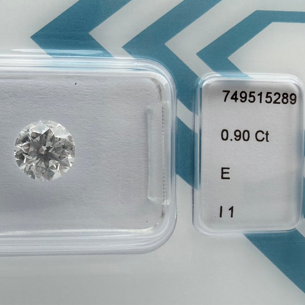 没有保留价 - 1 pcs 钻石  (天然)  - 0.90 ct - 圆形 - E - I1 内含一级 - 国际宝石研究院（IGI） #1.0