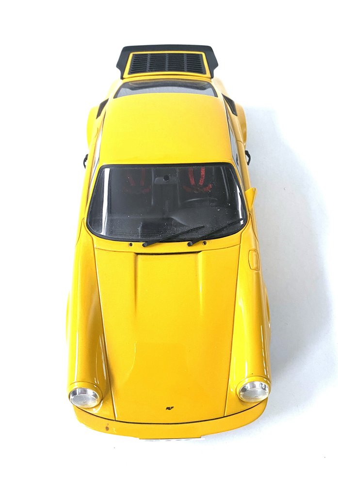 GT Spirit 1:18 – RUF CTR Yellowbird – Limited edition 2000 copies. - Modellbil #3.2