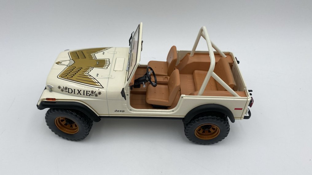 Greenlight 1:18 - Model car - Jeep CJ-7 Golden Eagle Hazzard - (cod.B32) #3.2