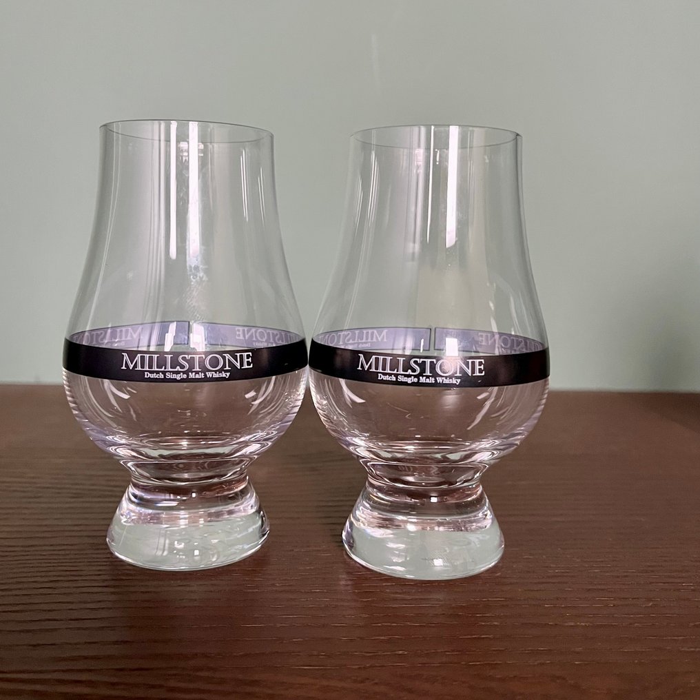 Millstone Golf set, leather pouch with glasses & flask  - N/A #2.1