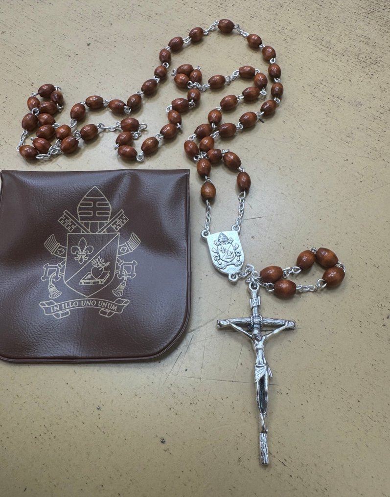 利奥十六世教皇的玫瑰——在圣年朝圣期间由他亲自发放——稀有。 - 鍍銀 - 2025 - 配有大珍珠的玫瑰念珠 #1.0