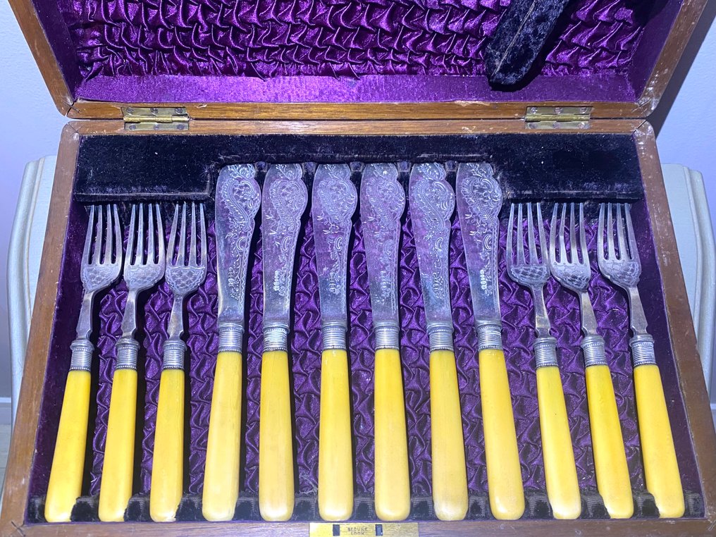 Feuillage  ciselé - 餐具套装 (12) - 镀银 #1.0