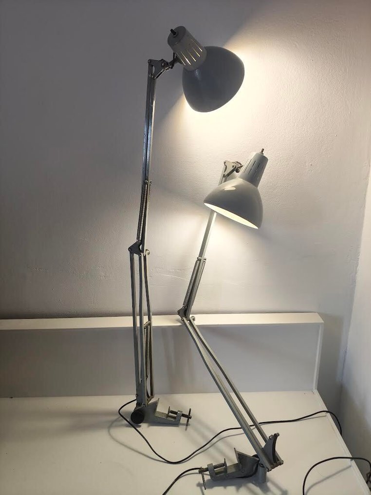 Fase - Table lamp (2) - Metal - FLEXO #2.1