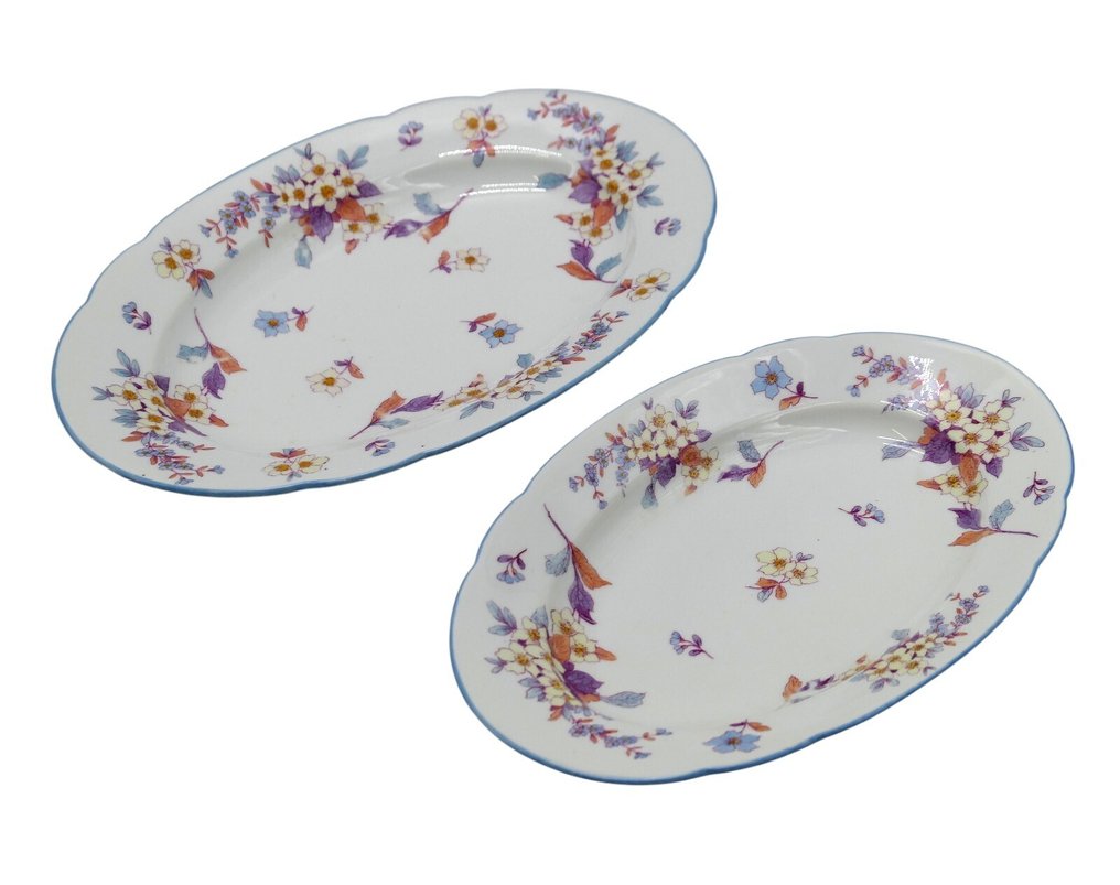 Table service for 6 (19) - Mod. 'Granduca Devon Rose' with Blue Mermaid Edge and Floral Decorations No. 3070, 1960s - Creamware #4.3