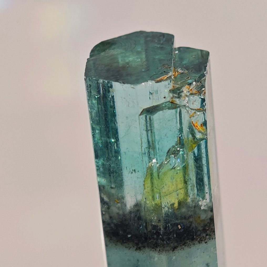 41.1 克拉 XXL DT 顶级珠宝级定制的钒绿宝石水晶！- 8.22 g #1.0