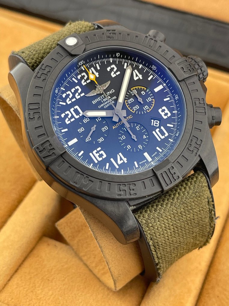 Breitling - Avenger Hurricane Chronograph - XB1210 - 男士 - 2012 #3.2