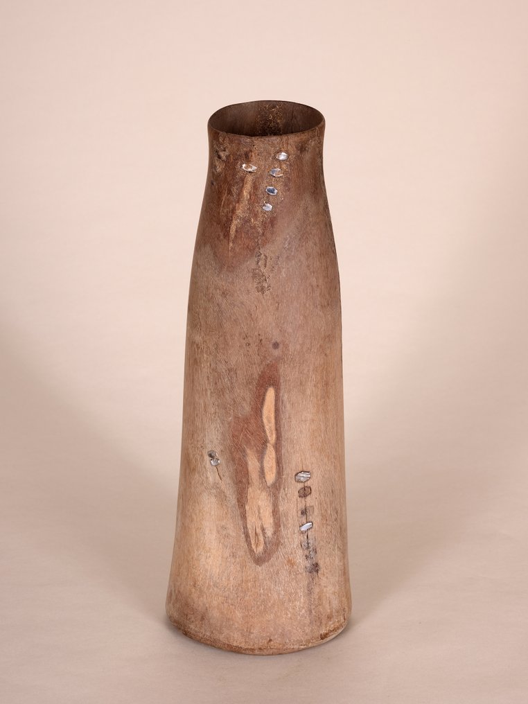 高木制牛奶容器（Inkongoro），图西族，卢旺达 - 盧旺達  (沒有保留價) #2.1