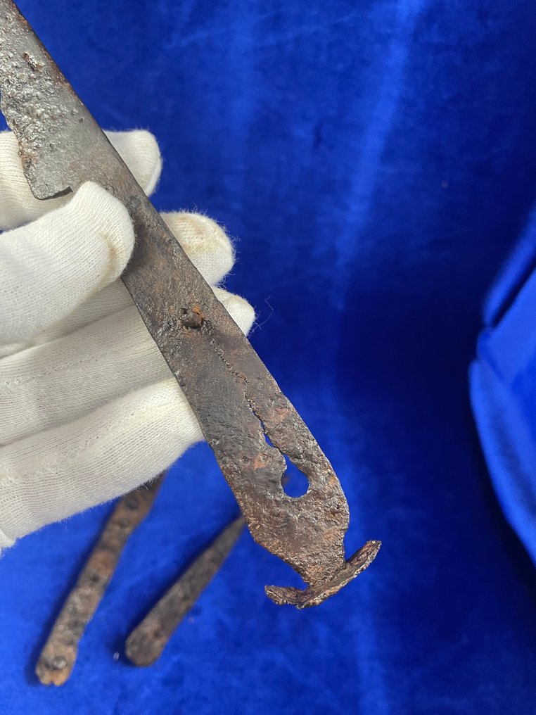 Medieval, Crusaders Era Medieval A lot of medieval knives and forks. - 23 cm  (No reserve price) #1.0