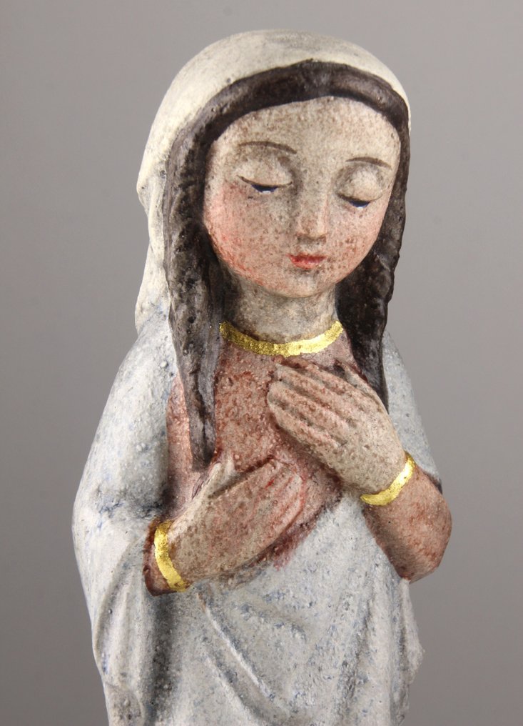 Christmas figurine (3) - Cast Stone #1.0