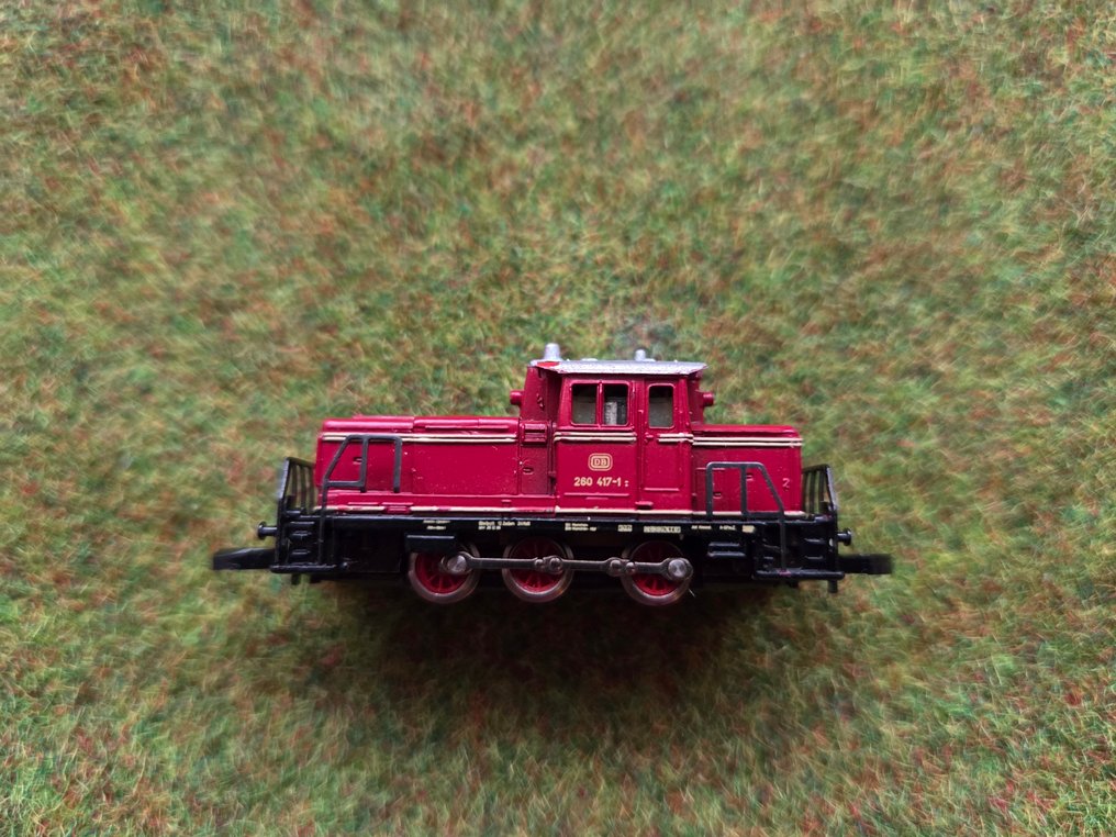 Märklin Z - 8864 - Dieselelektrisk lokomotiv (1) - Manøvre-lokomotiv - DB #1.0