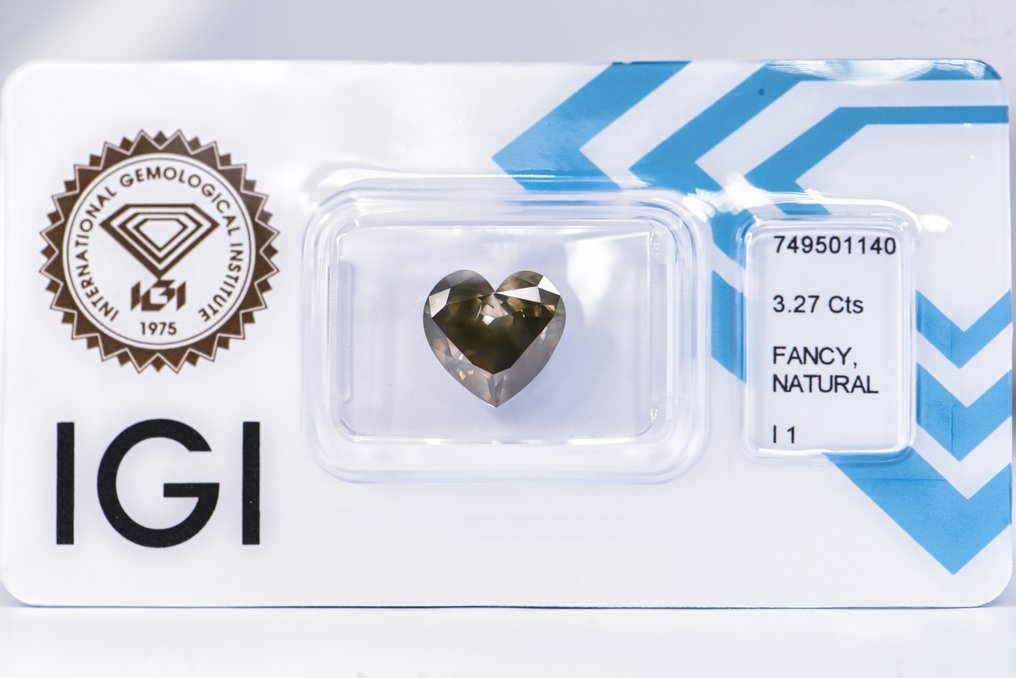 没有保留价 - 1 pcs 钻石  (天然色彩的)  - 3.27 ct - 心形 - Fancy deep 稍帶棕色的, 绿色 黄色 - I1 内含一级 - 国际宝石研究院（IGI） - VG VG #1.0