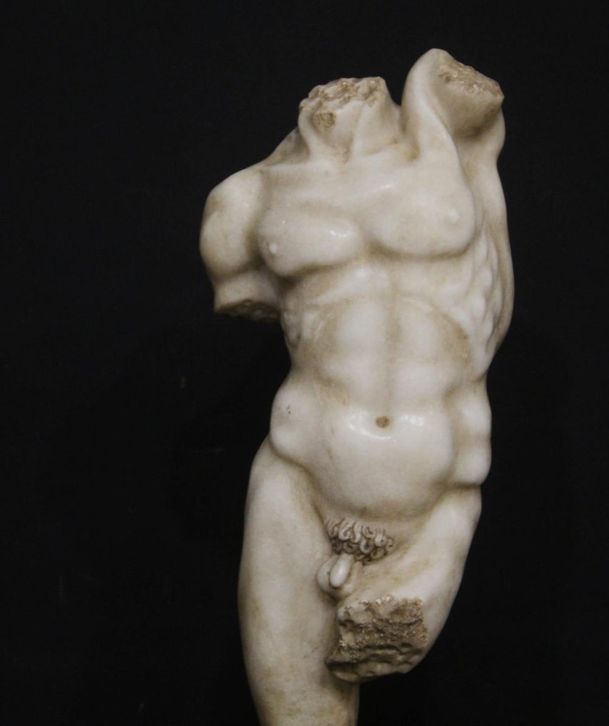 Γλυπτό, Torso michelangiolesco in marmo - 64 cm - Μάρμαρο #1.0